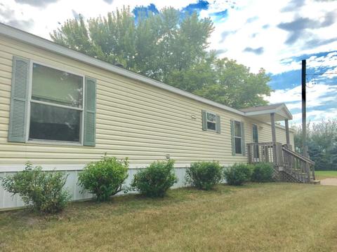 10934 Beardsley Rd, Carson City, MI 48811 photo 4