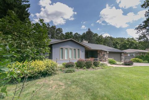724 Wright Ln, Marshall, MI 49068 photo 2