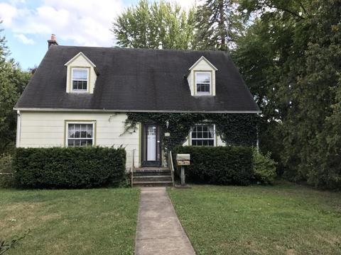 322 E Spruce, Marshall, MI 49068 photo 1