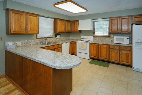 8693 D Dr S, Ceresco, MI 49033 photo 8