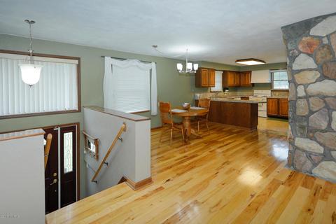 8693 D Dr S, Ceresco, MI 49033 photo 7