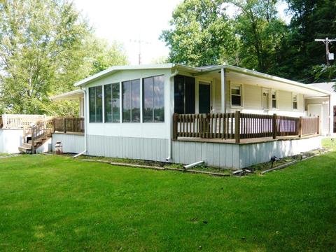 8222 Sun Set Dr, Reading, MI 49274 photo 3
