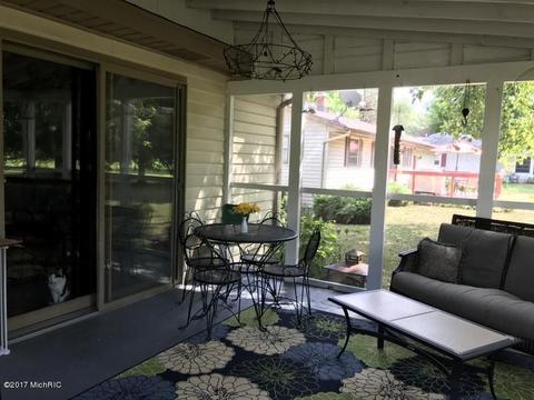 1042 Rose St, Marshall, MI 49068 photo 20