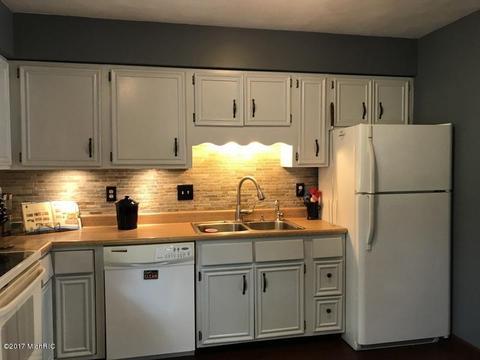 1042 Rose St, Marshall, MI 49068 photo 10
