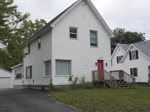 516 Merrick St, Belding, MI 48809 photo 1