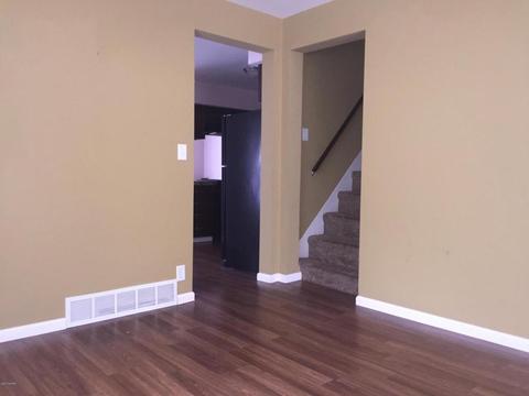 516 Merrick St, Belding, MI 48809 photo 8
