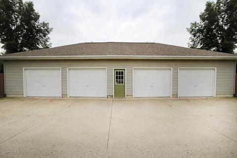 811 E Park Dr, Niles, MI 49120 photo 2
