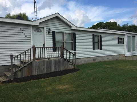 6040 W Card, Reading, MI 49274 photo 2