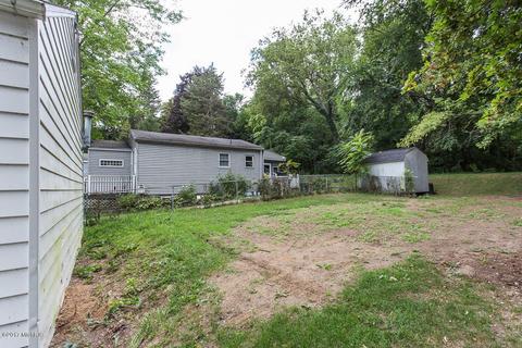 129 Highland Dr, Jackson, MI 49201 photo 11