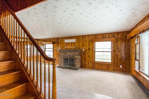 129 Highland Dr, Jackson, MI 49201 photo 6