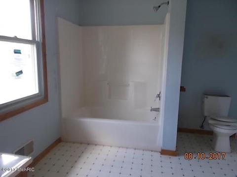 23752 River Run Rd, Mendon, MI 49072 photo 5