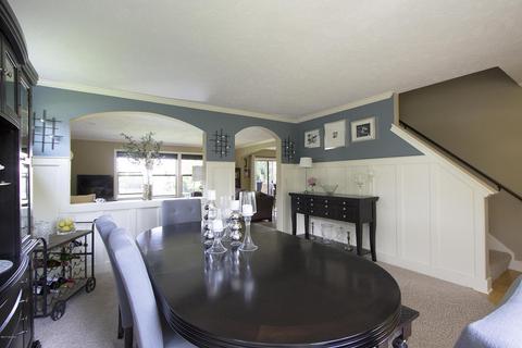 821 Moorings Dr, Ada, MI 49301 photo 12