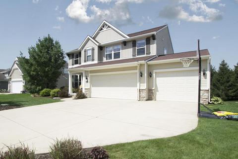 821 Moorings Dr, Ada, MI 49301 photo 4