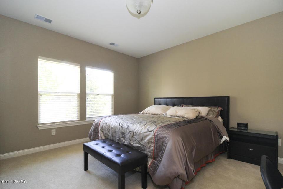 8854 Oak Meadow Cv, Portage, MI 49024 photo 34