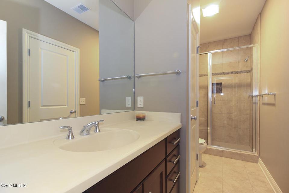  8854 Oak Meadow Cv, Portage, MI 49024 photo 36