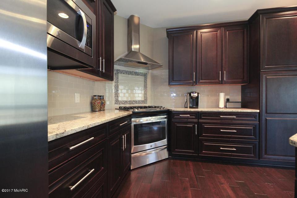  8854 Oak Meadow Cv, Portage, MI 49024 photo 14