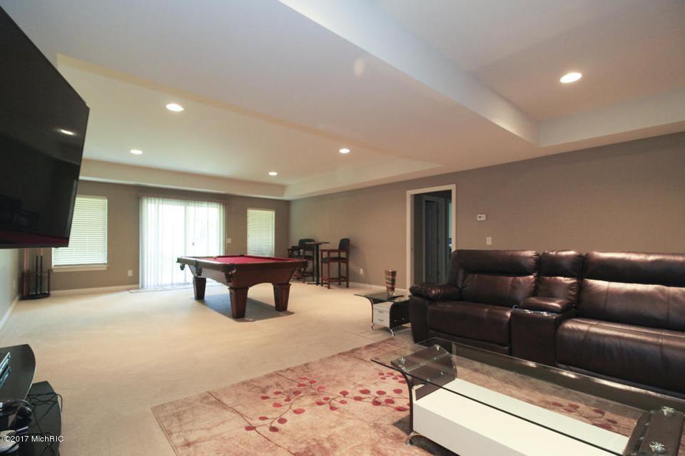  8854 Oak Meadow Cv, Portage, MI 49024 photo 33