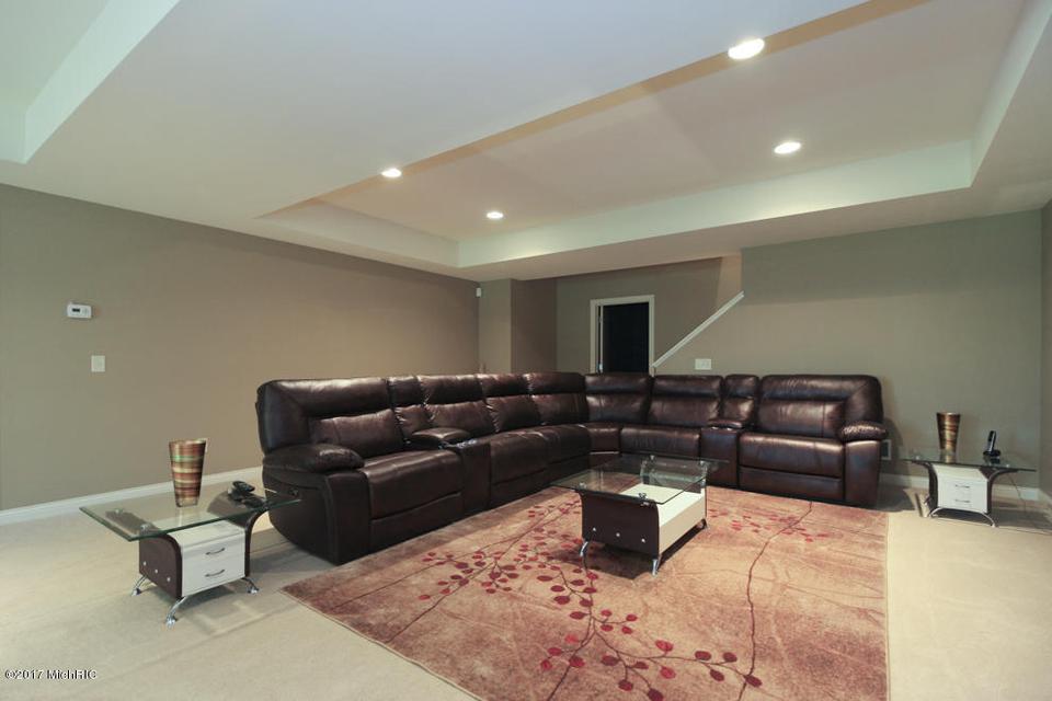 8854 Oak Meadow Cv, Portage, MI 49024 photo 32