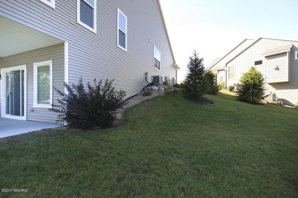  8854 Oak Meadow Cv, Portage, MI 49024 photo 40