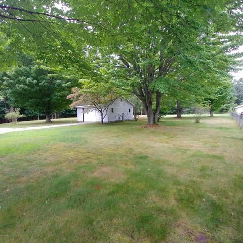 1310 Warner St, Whitehall, MI 49461 photo 10