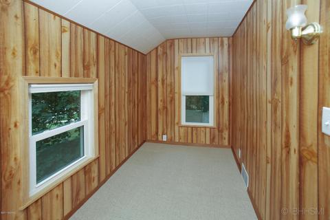 890 E Michigan Ave, Marshall, MI 49068 photo 15