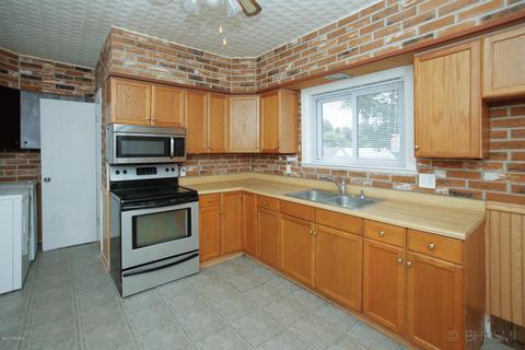 890 E Michigan Ave, Marshall, MI 49068 photo 7