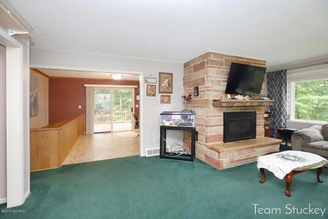 32 Jefferson, Newaygo, MI 49337 photo 7