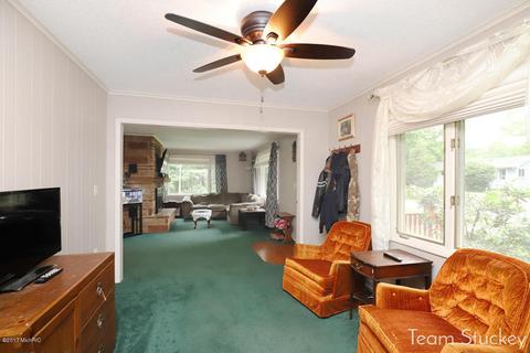 32 Jefferson, Newaygo, MI 49337 photo 9