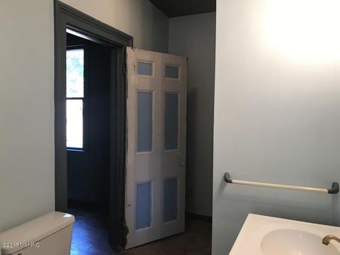 717 E Prospect St, Marshall, MI 49068 photo 10