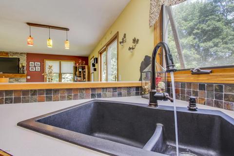 4069 Rabbit River Dr, Hamilton, MI 49419 photo 13