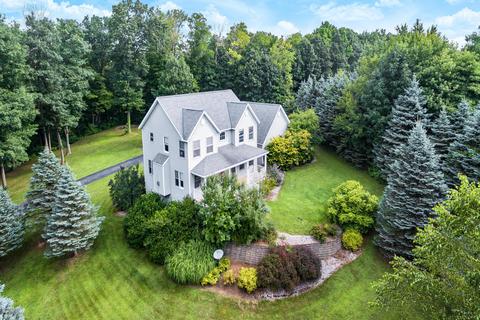 4069 Rabbit River Dr, Hamilton, MI 49419 photo 4