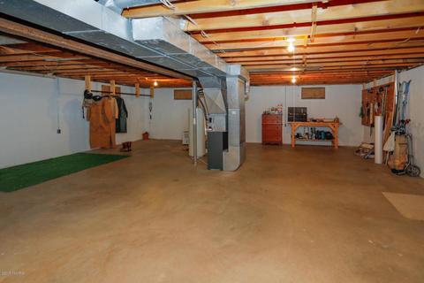 745 Thomas St, Plainwell, MI 49080 photo 17