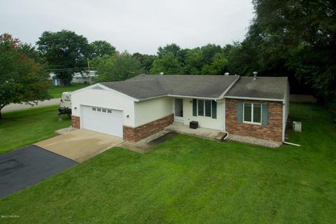 745 Thomas St, Plainwell, MI 49080 photo 1