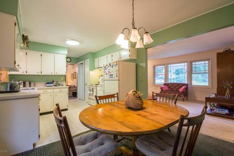 507 Edgeworthe Dr SE, Ada, MI 49301 photo 6