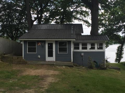 11759 Ford Pt, Plainwell, MI 49080 photo 1