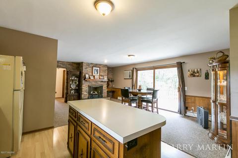 1745 Broadview Dr, Jenison, MI 49428 photo 15