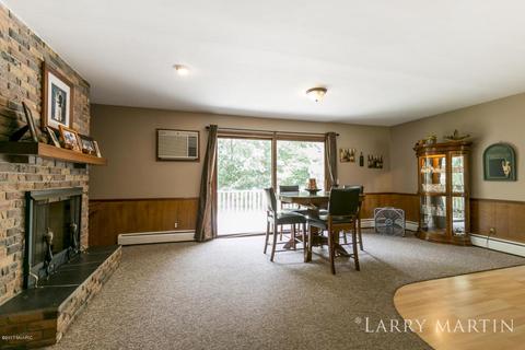 1745 Broadview Dr, Jenison, MI 49428 photo 9