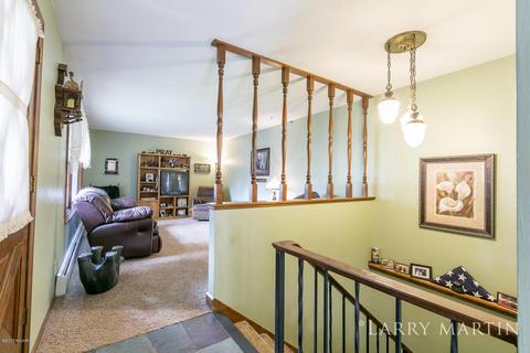 1745 Broadview Dr, Jenison, MI 49428 photo 8