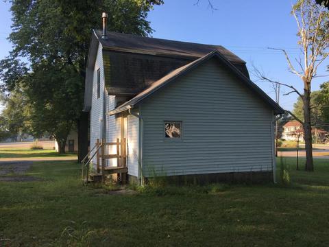 108 E Lincoln, Reading, MI 49274 photo 3