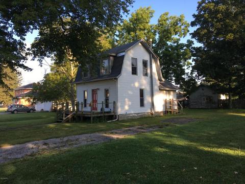 108 E Lincoln, Reading, MI 49274 photo 2