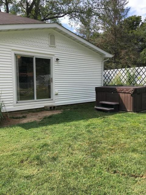 412 Remus Dr, Buchanan, MI 49107 photo 4