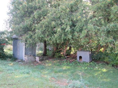 2610 E Powers Rd, Custer, MI 49405 photo 3