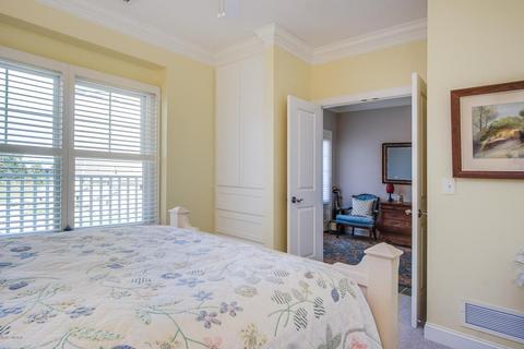 930 W Savidge St #23, Spring Lake, MI 49456 photo 9