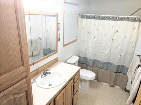 911 Grindle, Lowell, MI 49331 photo 7