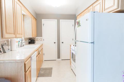 2147 Pine, Jenison, MI 49428 photo 10