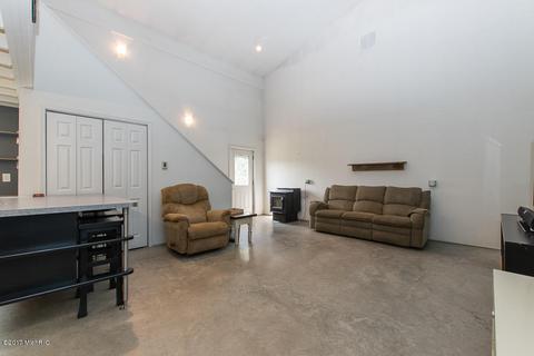 11528 S Enzian Rd, Plainwell, MI 49080 photo 2