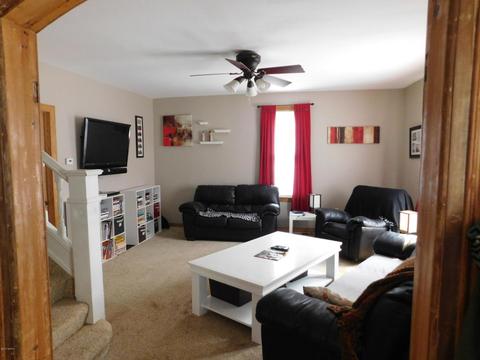 83 E Pierce St, Coldwater, MI 49036 photo 5