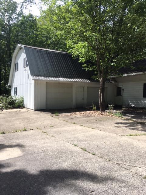 308 Shady Ln, Roscommon, MI 48653 photo 2