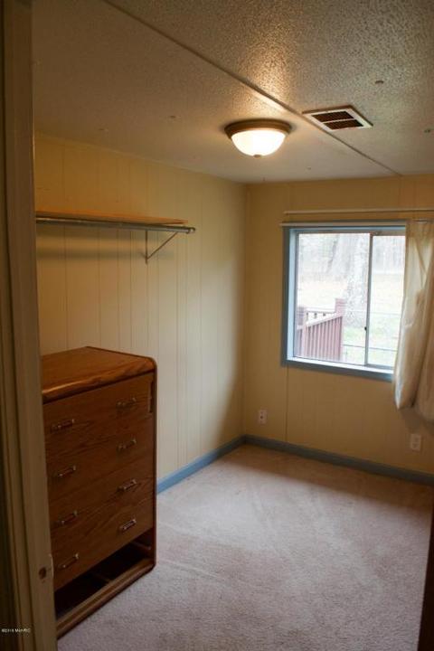 4990 E Baseline Dr, White Cloud, MI 49349 photo 16