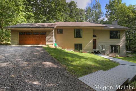 10436 Heether Rd, Belding, MI 48809 photo 1